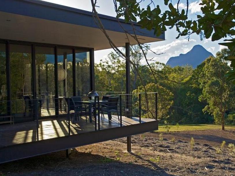 Glass On Glasshouse Glass House Mountains Luaran gambar